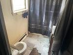 9-Unit Apartment Building Auction Photo