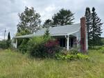 3-BR Cape Style Home – 1.5+/- Ac. Auction Photo