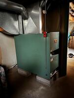 3BR/3BA Gambrel Home - 1,838+/-SF - Garages Auction Photo