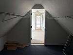 3BR Cape Style Home - Garage Auction Photo